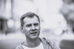 Krzysztof Respondek nie żyje. Aktor i artysta kabaretowy miał 54 lata