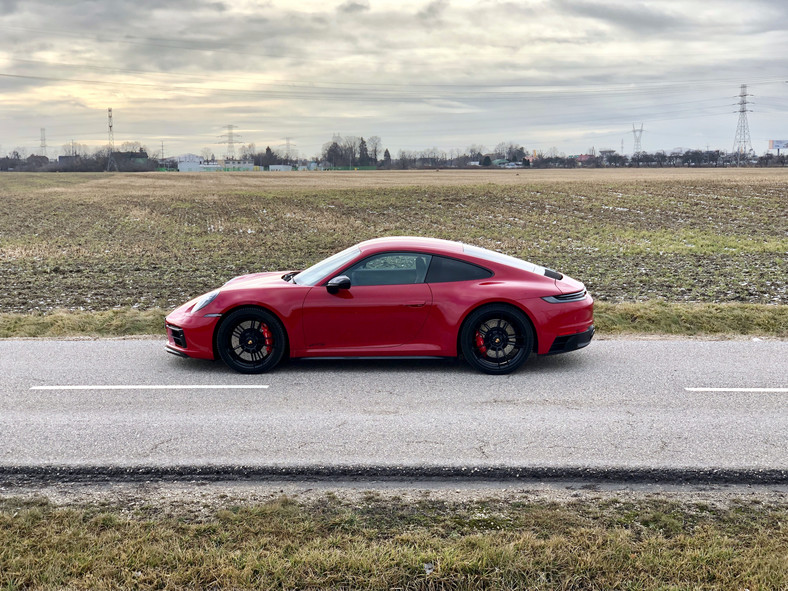 Porsche 911 Carrera GTS