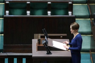 Tarcza antykryzysowa. Emilewicz: Polska oferuje więcej niż niektóre państwa UE