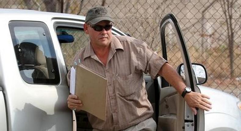 Zimbabwe hunter says ruined by Cecil's death, wants charges dropped