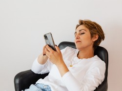 Kiedy zwlekanie z obowiązkami nie jest wcale takie złe? Nowe spojrzenie na prokrastynację