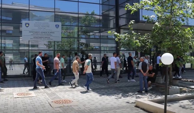 Održan prekršajni pretres protiv 36 osoba privedenih na Gazimestanu