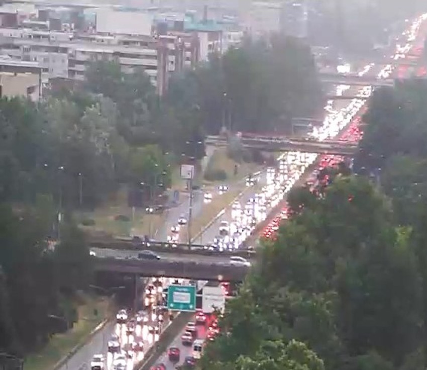 Auto put Novi Beograd