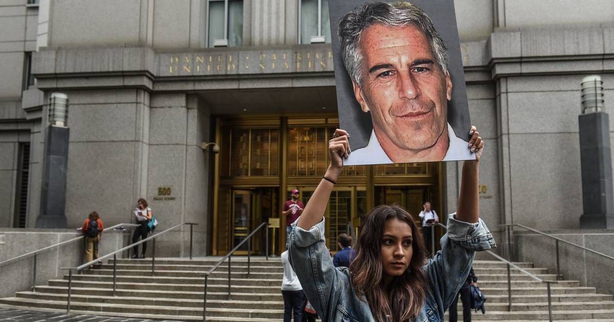 Najbogatsi z listy "Forbesa" w aktach Epsteina. Mroczne kulisy biznesu