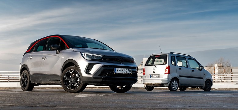 Opel Crossland czy Opel Agila? Nie tylko silnik i 20 lat różni te auta