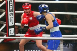 Szeremeta leżała na deskach. Wstała i awansowała do półfinału. Ma już brązowy medal MŚ