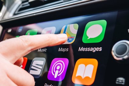 Apple CarPlay ma podbić rynek motoryzacyjny. "Lepiej być najlepszym niż pierwszym"