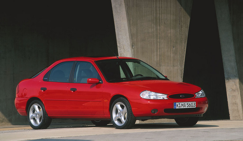 Ford Mondeo (87 932 szt.)