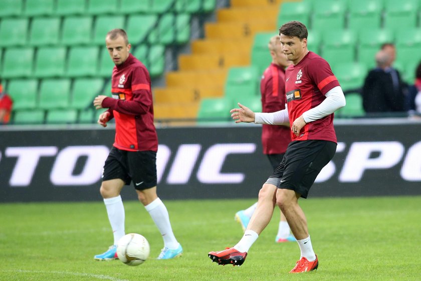 TRENING REPREZENTACJA POLSKA --- POLAND FOOTBALL NATIONAL TEAM TRAINING IN CHISINAU