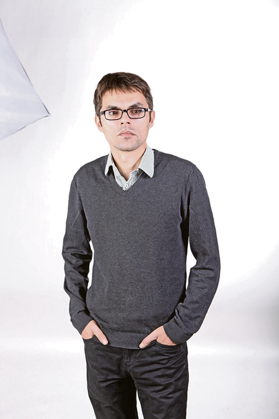 Imalo bi smisla na kraći rok produžiti period letnjeg vremena zato što još uvek ne može da se iskoristi razlika od sat vremena koja postoji - kaže Slobodan Bubjević, fizičar i naučni novinar