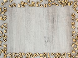 Spoza czy z poza? QUIZ. Jak poprawnie zapiszesz te wyrazy? Tylko kilka pytań jest podchwytliwych, reszta to łatwizna