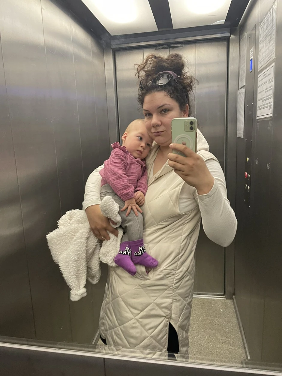 Marija sa jednom od ćerkica