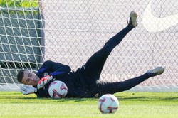 Rywal Szczęsnego do miejsca w bramce Barcelony puścił aż cztery gole