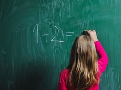 Cała prawda o reformie 6-latków. Problem zaczyna się w czwartej klasie