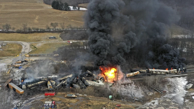 Pociąg towarowy Norfolk Southern wykoleił się we Wschodniej Palestynie w Ohio