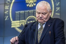 Glapiński twierdzi, że poradzimy sobie bez pieniędzy z Unii. Dane pokazują co innego