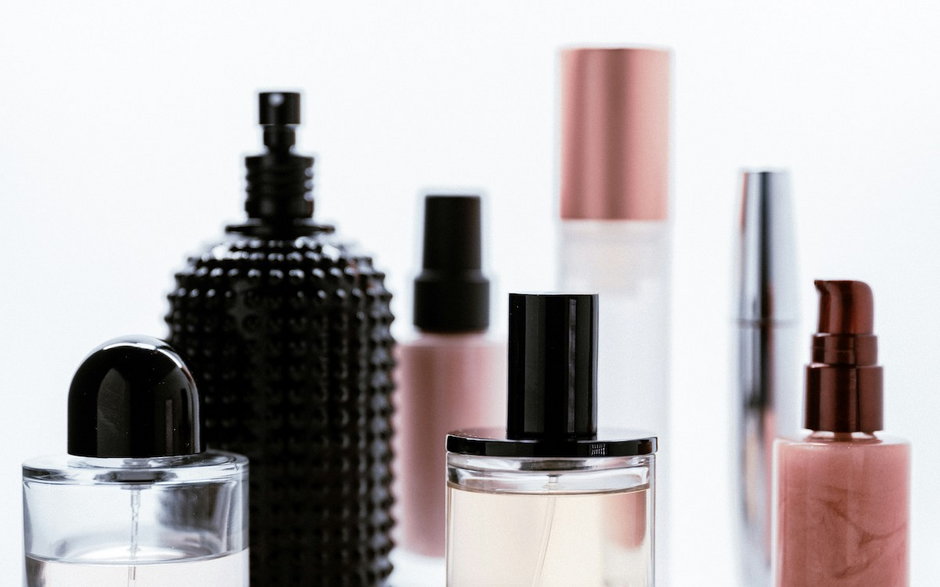 10 proc. kosmetyków marnuje się w łańcuchach dostaw. To straty na ponad 4,8 mln dolarów. / fot. Unsplash