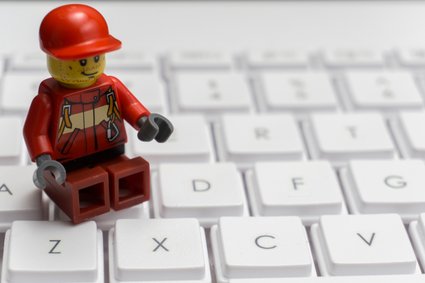 Jak klocki Lego podbiły social media? Pięć rad dla prowadzących biznes