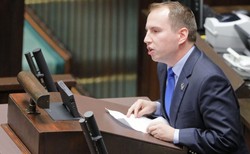 "Materiał TVN to kontynuacja oszczerczej kampanii medialnej". OŚWIADCZENIE Adama Andruszkiewicza