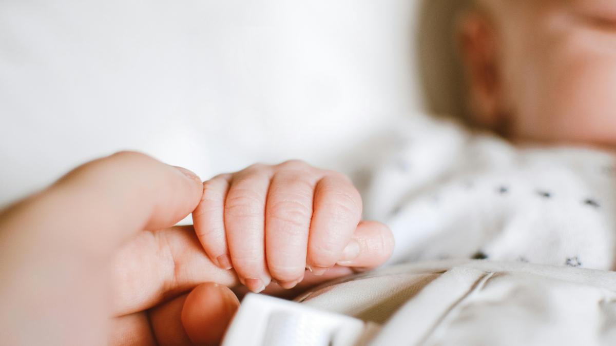 Újszülöttet hagytak a hatvani kórházban: a kis jövevény nagyon különleges nevet kapott a dolgozóktól