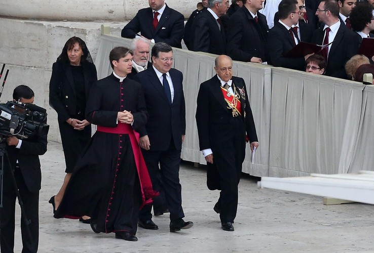 Szef Komisji Europejskiej Jose Manuel Barroso i jego żona na kanonizacji Jana Pawła II i Jana XXIII