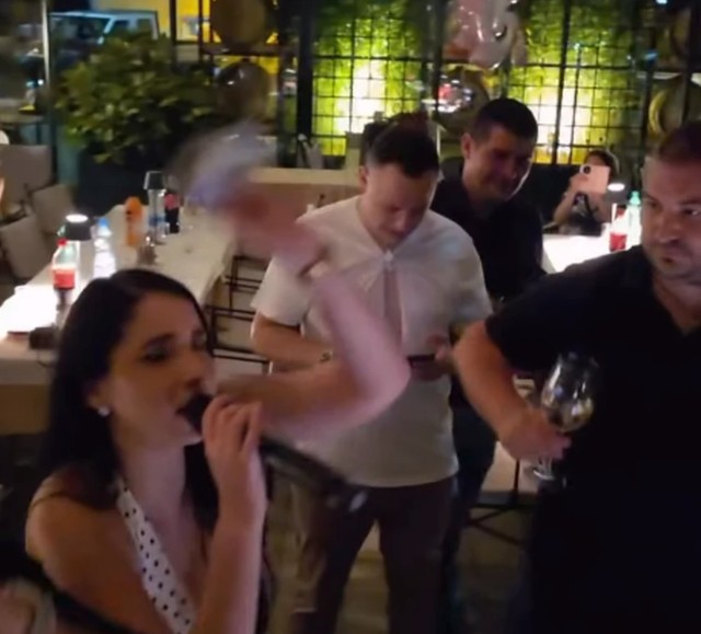Mirče slavio rođenje ćerke