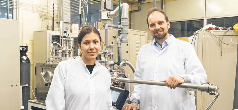 Warstwa ujarzmiająca energię
