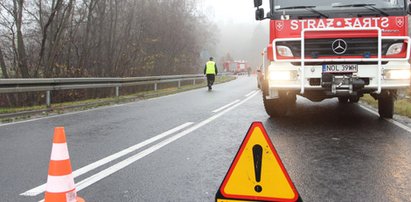 Tragiczny wypadek w Małopolsce. Dwie osoby nie żyją, trzecią zabrał śmigłowiec