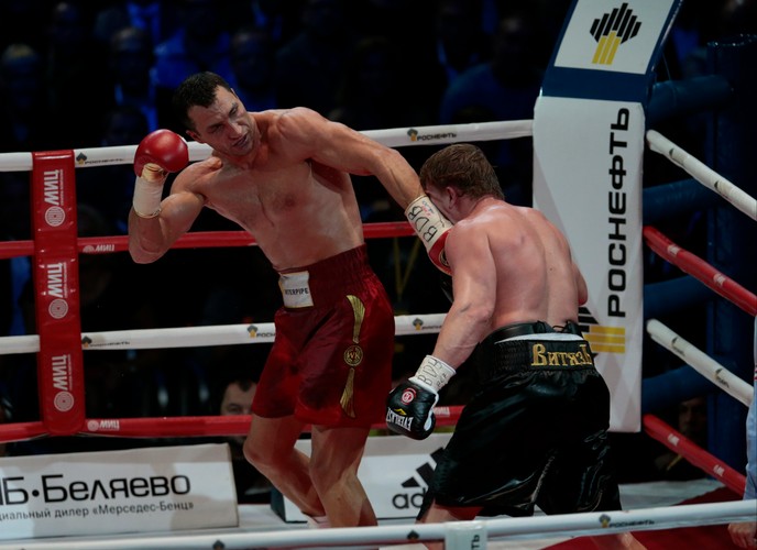 Powietkin wytrzymał 12 rund, ale mistrzem nadal jest Kliczko