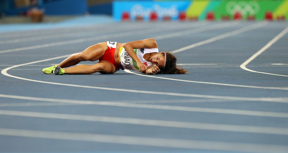 Polska lekkoatletka padła tuż za metą. Sofia Ennaoui awansowała do finału