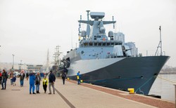 ORP Ślązak, czyli miliard wyrzucony w morze. Nie zwiększy zdolności bojowych, ale przyda się... reprezentacyjnie [OPINIA]