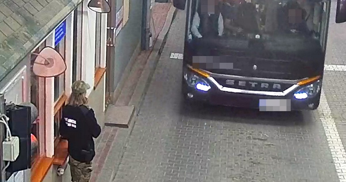 Straż Graniczna na Podkarpaciu nie wpuściła autokaru z 77 osobami. Próbowali dwa razy