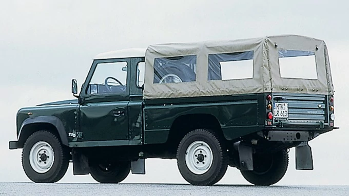 Land Rover Defender: legenda off-roadu