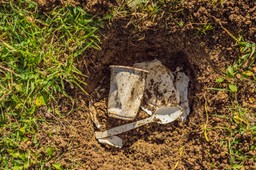 nieskuteczne usuwanie dzikich wysypisk śmieci. nowych przybyło