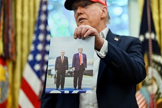 Trump skrytykował rosyjski atak na amerykańską firmę w Ukrainie. 'Daje Putinowi jeszcze kilka tygodni'