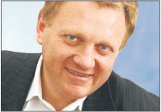 Komentarz redakcji: Biznesmeni wyjęci spod prawa