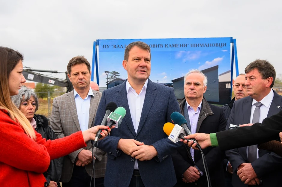 Igor Mirović: Rešavamo najurgentnije probleme ove opštine