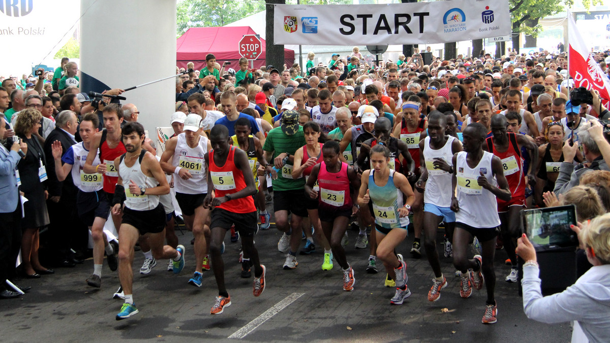 Już w niedzielę odbędzie się 35. edycja PKO Wrocław Maratonu. W tym roku ulicami Wrocławia pobiegnie ponad 5,5 tys. zawodników. Start o godz. 9. W związku z biegiem kierowcy i pasażerowie komunikacji miejskiej muszą się przygotować na spore utrudnienia.