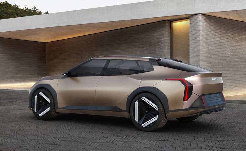 Kia EV4