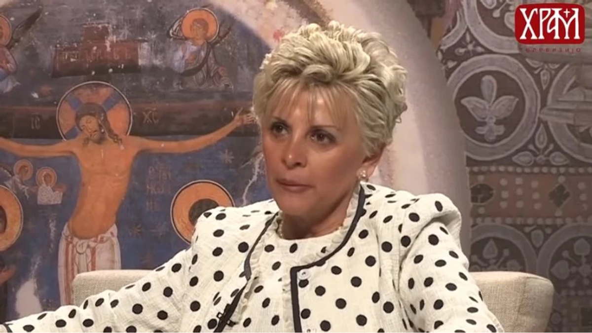 TEŠKA 2 MILIJARDE DOLARA, A KRENULA JE OD NULE Nepoznati detalji iz života najbogatije Srpkinje, evo gde i kako danas živi 