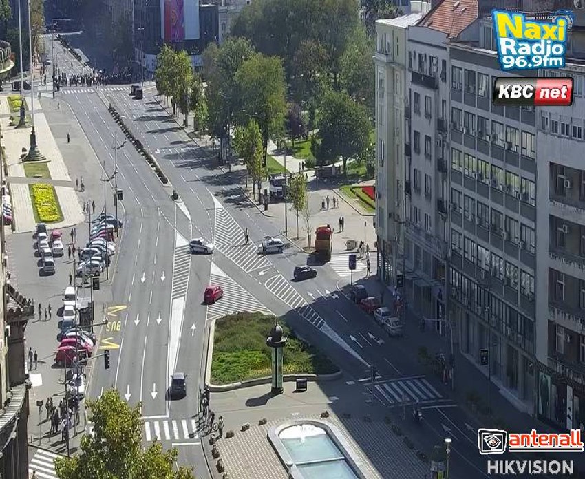 Trg Nikole Pašića je blokiran