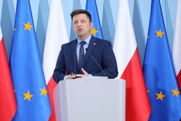 Minister Dworczyk: Polska nie prowadzi prac w sprawie podatku od usług cyfrowych