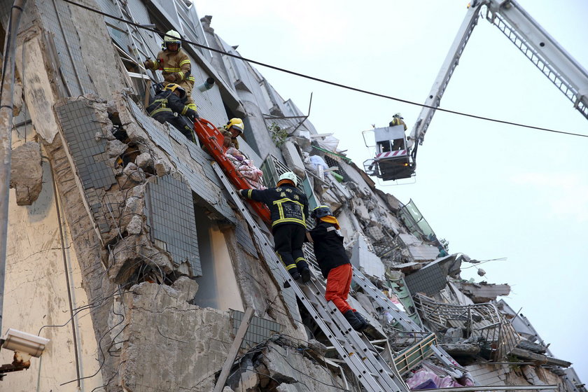 Trzęsienie ziemi o sile 6,4 w skali Richtera nawiedziło miasto Tainan na południu Tajwanu