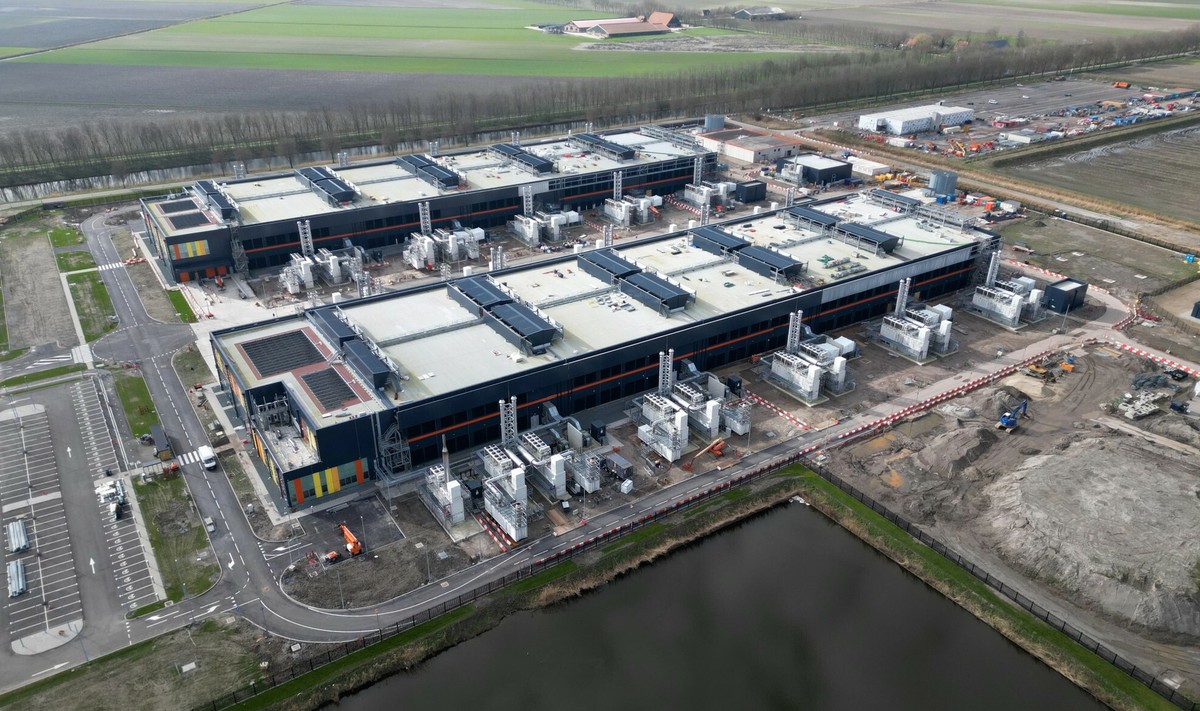 AI kontra prąd. Rachunki za energię stają się zakładnikiem wojny big techu z energetyką