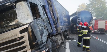 Dramat na drodze. Z kabiny niewiele zostało