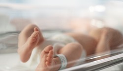 Pielęgniarka zabiła pięcioro niemowląt, a kolejnych ośmioro próbowała zgładzić