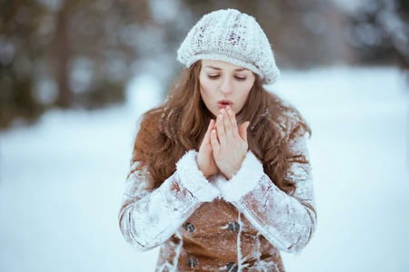 EXWk9kpTURBXy8zMGE3N2ZiNjFhZWM0ZjA4NDQ0NzVlY2NjODE3YjI4Mi5qcGeRkwLNAcIA3gACoTAFoTEC RHMZ IZDAO VAŽNA UPUTSTVA! Evo kako da se ponašate pre, tokom i nakon EKSTREMNOG SNEŽNOG NEVREMENA