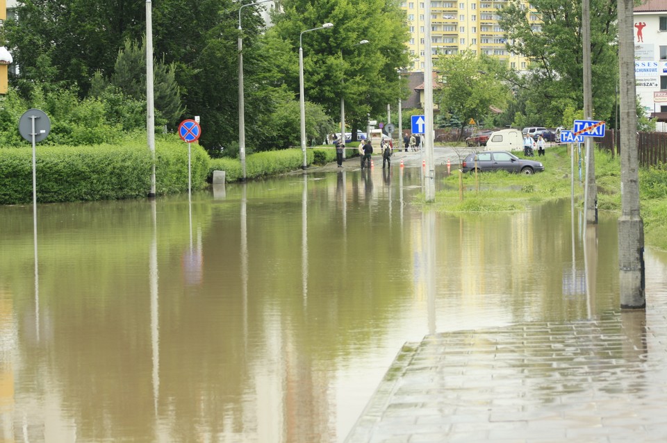 KRAKÓW POWÓDŹ MAJORA CZERWONY PRĄDNIK