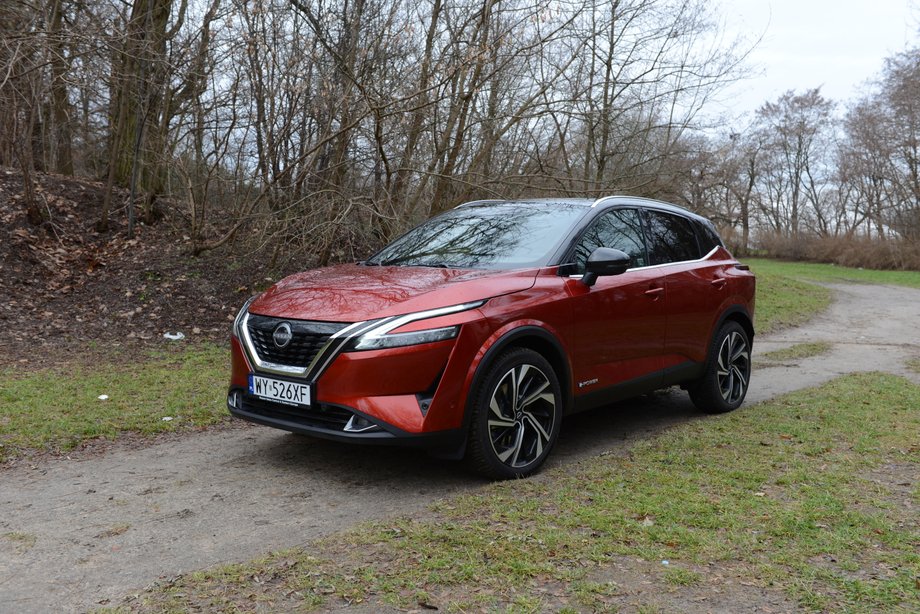 Nissan Qashqai e-Power w mieście i na podmiejskich drogach potrafi bardzo oszczędnie gospodarować paliwem, ale na autostradzie zużywa go jednak sporo.