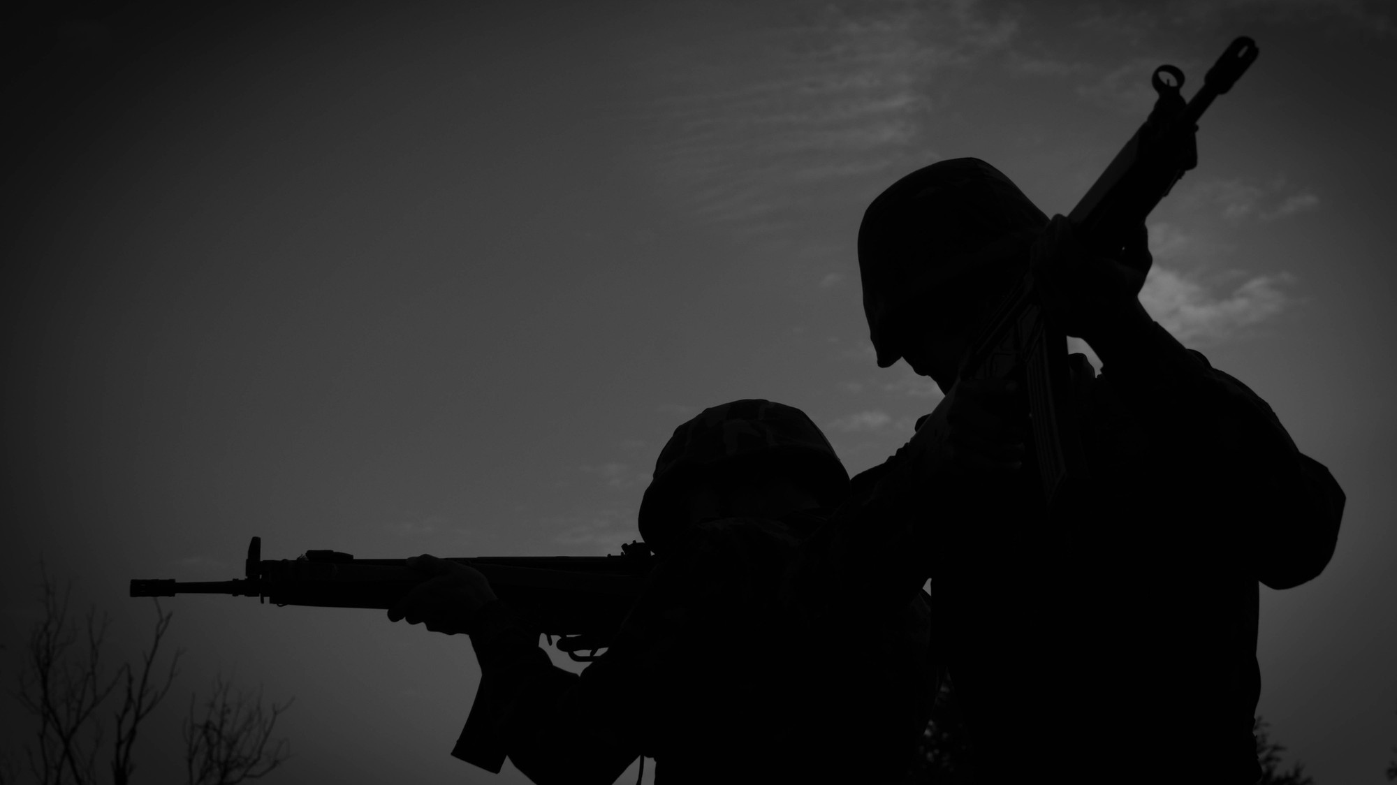 Pri samovražednom útoku pakistanského Talibanu zomrelo najmenej 16 vojakov a zranilo sa ďalších 29 vrátane civilistov (ilustračné foto).